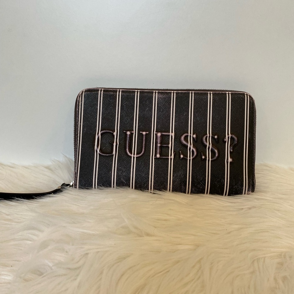 Guess Embossed Logo Distressed Look Stripped Wristlet Wallet Zipper Closure
